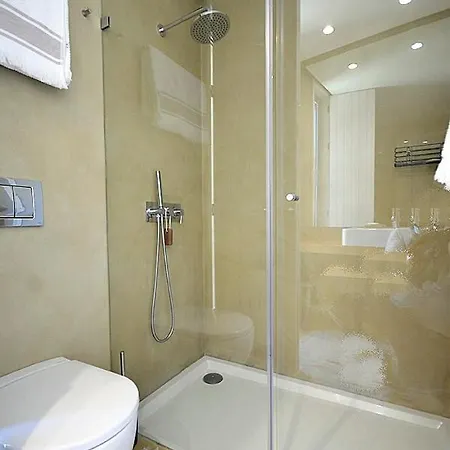 Villa 292 *